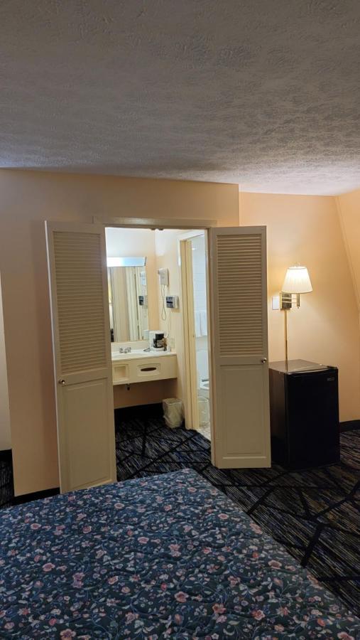 Guest Keeper Inn Van Wert Exterior photo